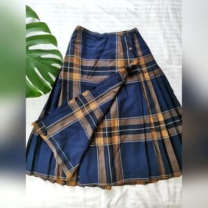 Vintage Tartan Wool Skirt - Timeless Elegance | Size S